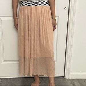 Women maxi skirt, size small